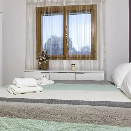 Apartamento Banjole - 100 M From The *
